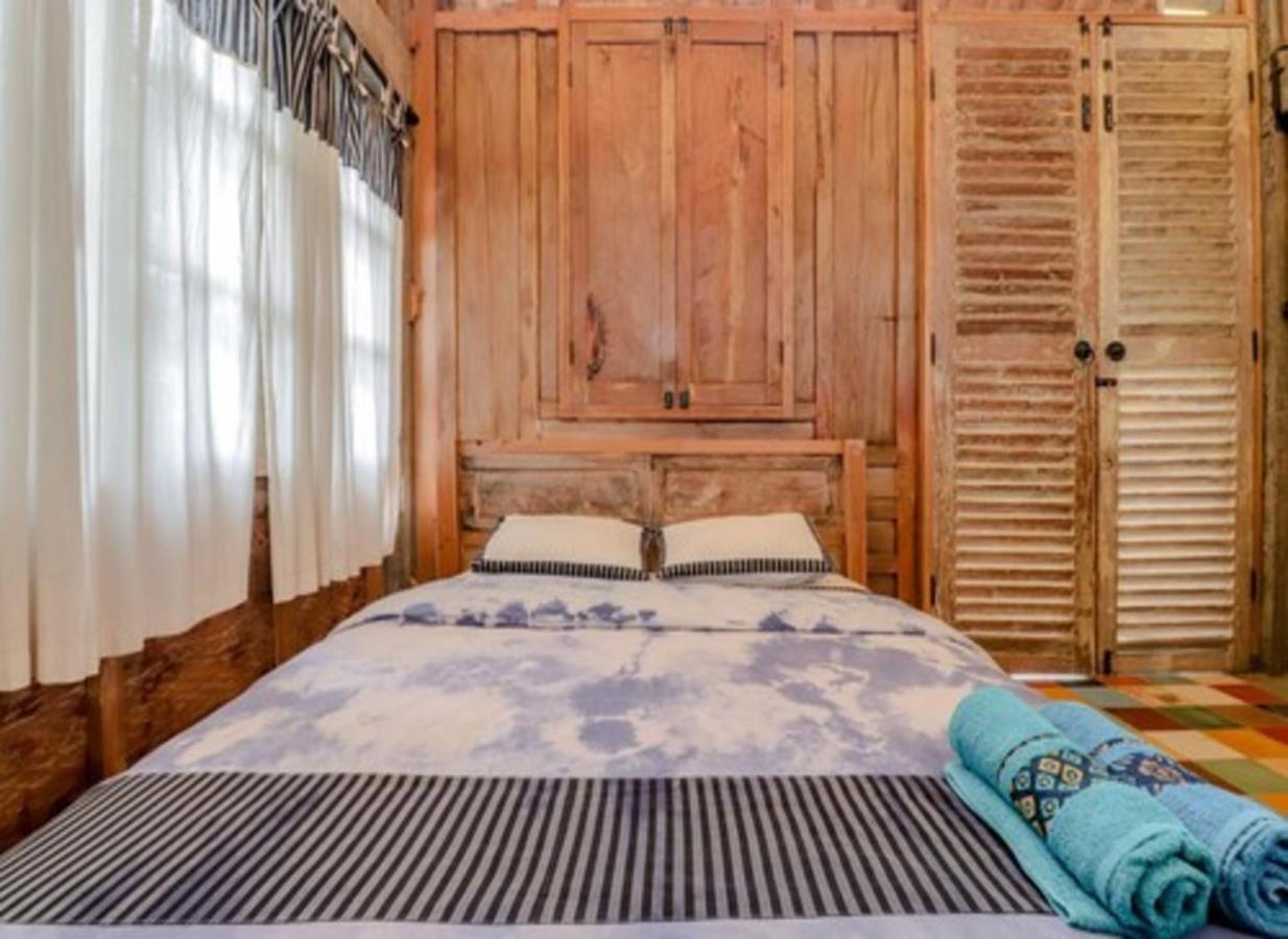 Lorong Homestay Bantul Exterior photo