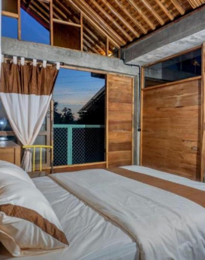 Lorong Homestay Bantul Exterior photo