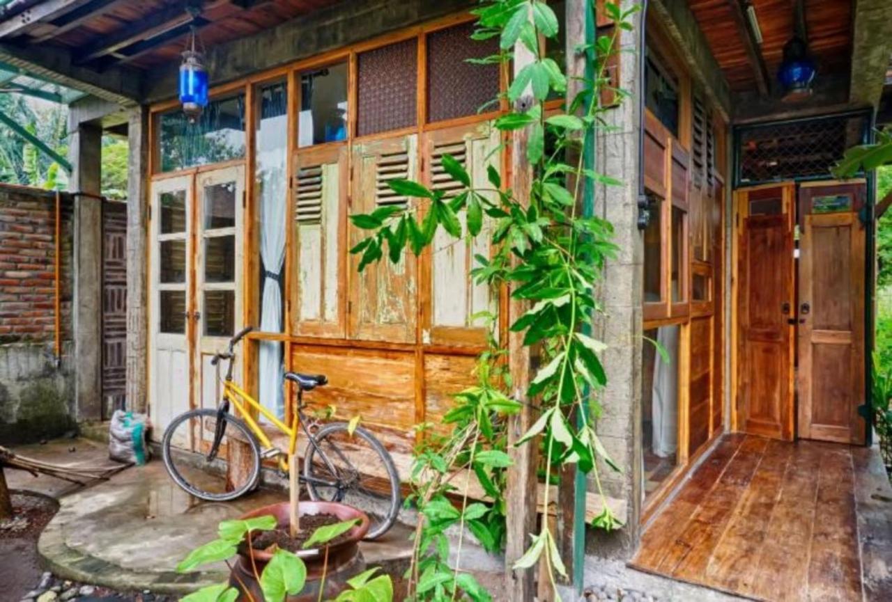 Lorong Homestay Bantul Exterior photo
